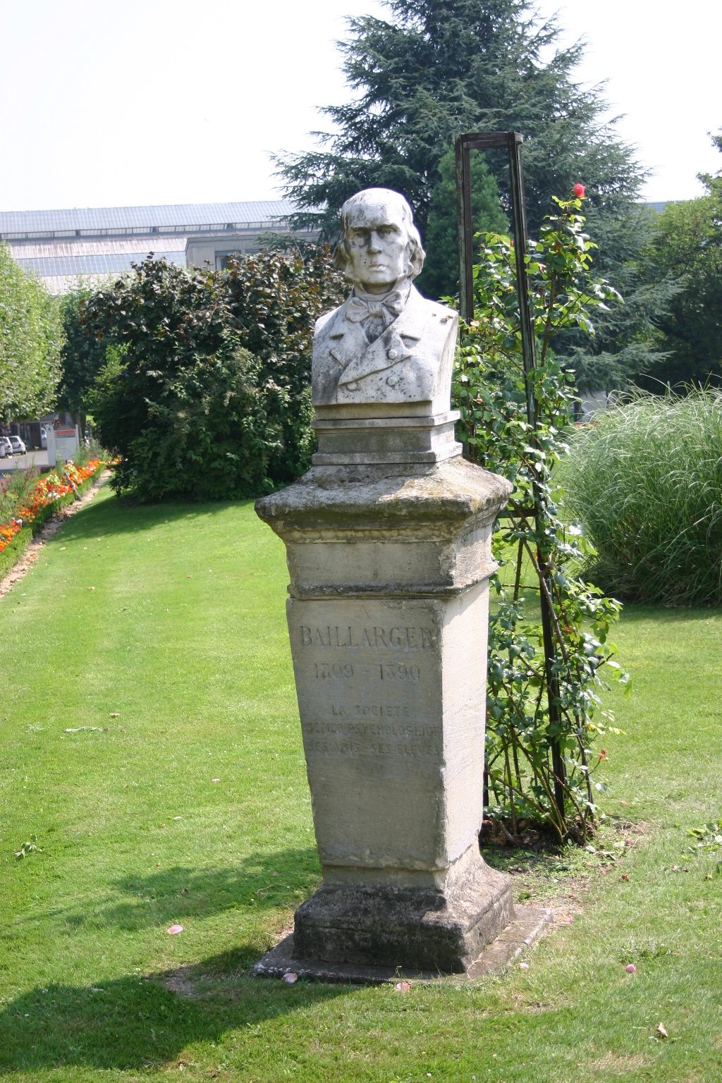 Jules Baillarger's monumentHopital de la Salpetriere, Paris (28).JPG